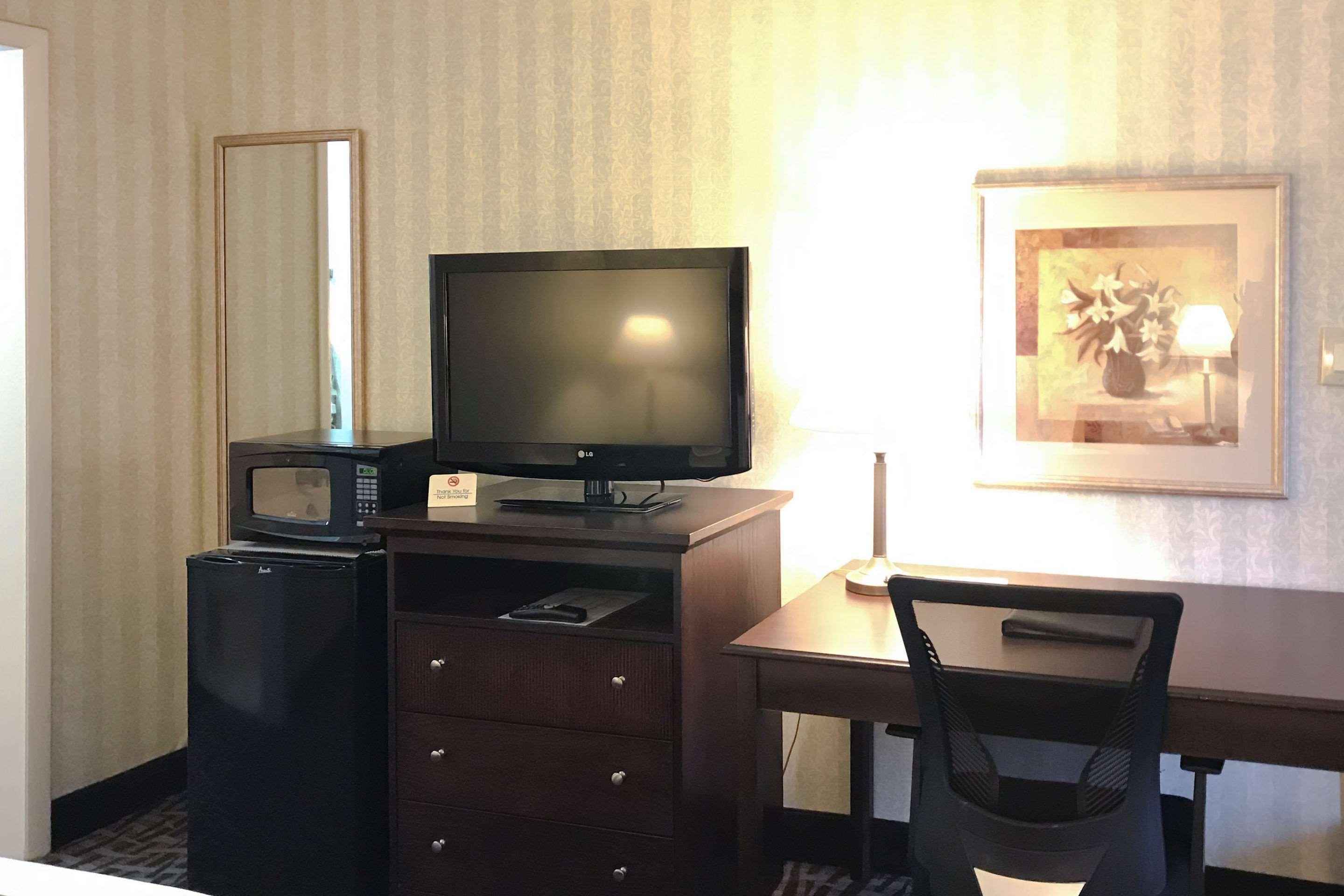 Quality Inn Fredericksburg Near Historic Downtown Eksteriør bilde